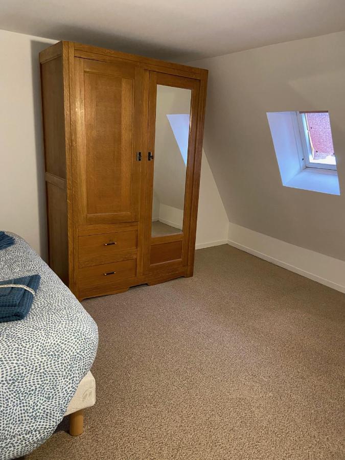 Apartment L 516 *
